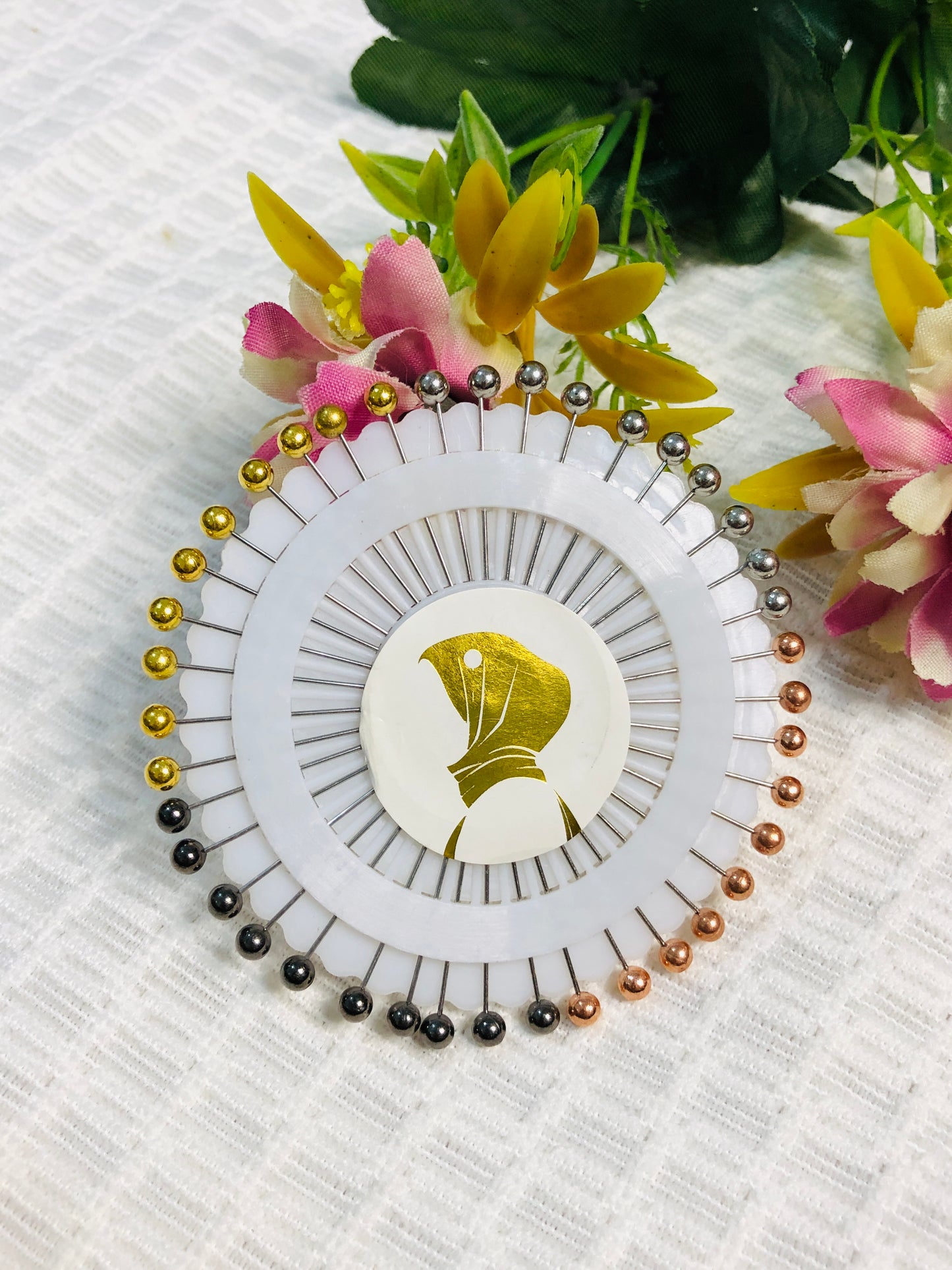 Hijab pin wheel